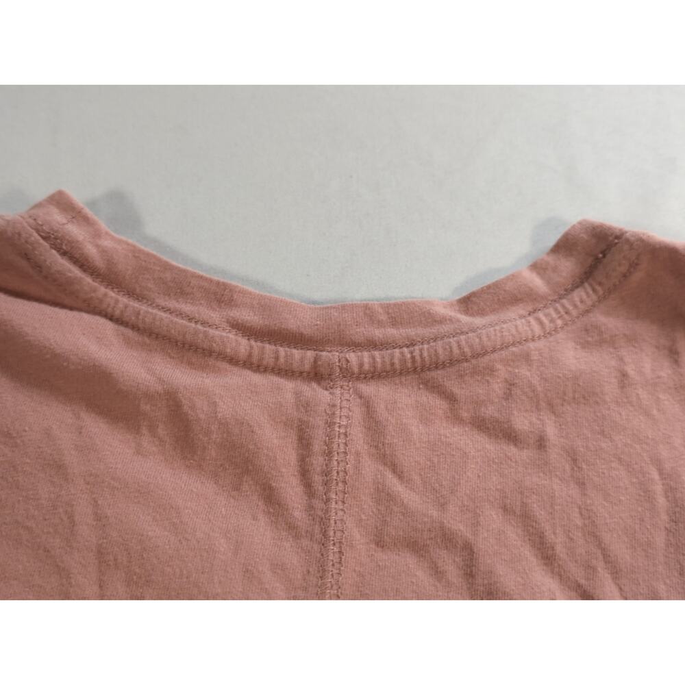 Abercrombie Queen Tour '75 Tee M Pink Soft A&F Collection Band Graphic Shirt - Picture 10 of 13